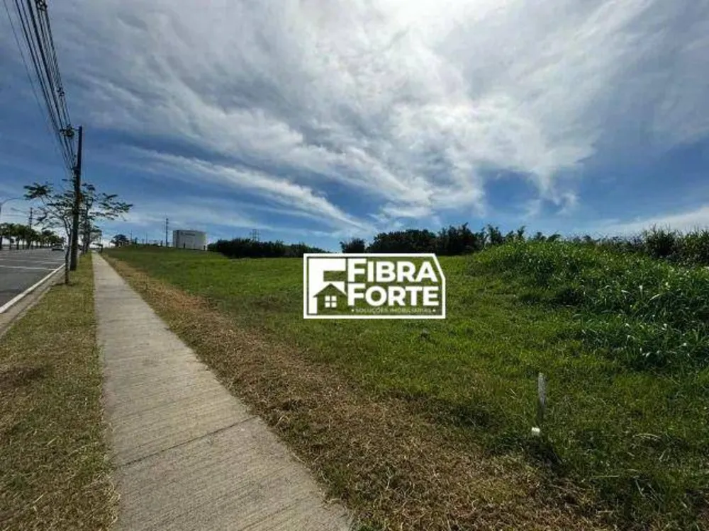 Loteamento e Condomínio, 2000 m² - Foto 1