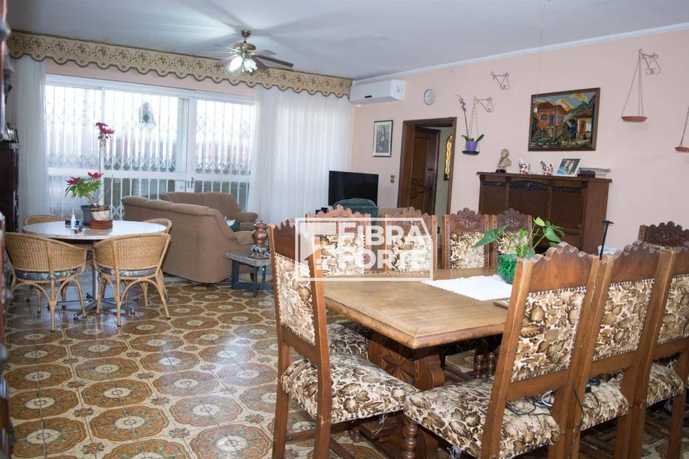 Casa, 5 quartos, 1005 m² - Foto 1