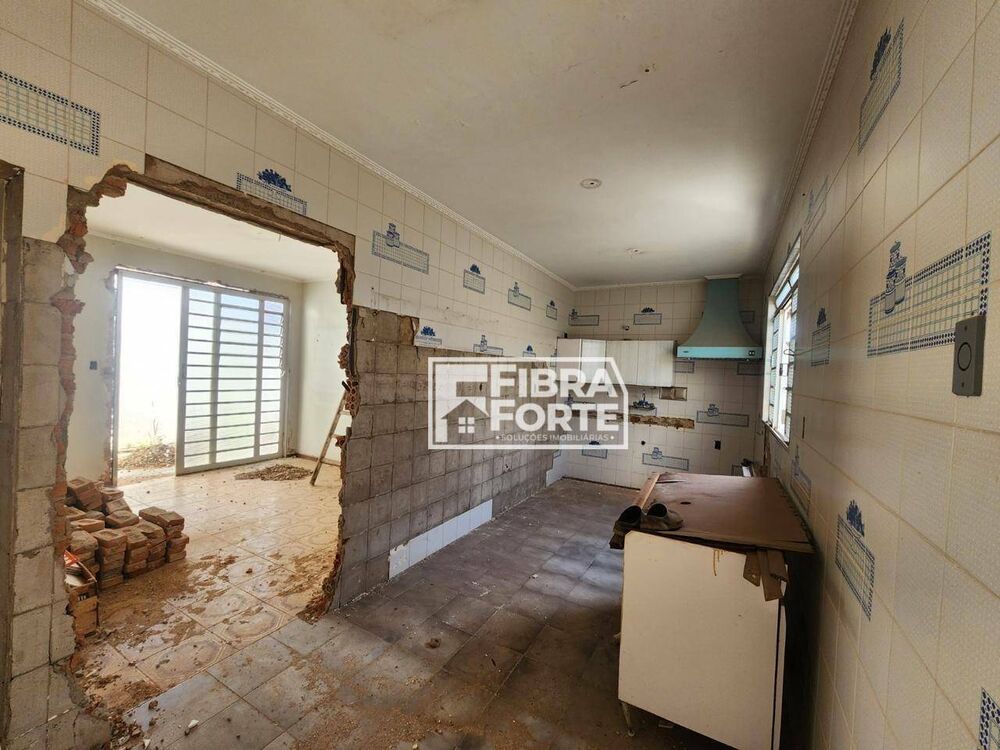Casa, 2 quartos, 150 m² - Foto 2