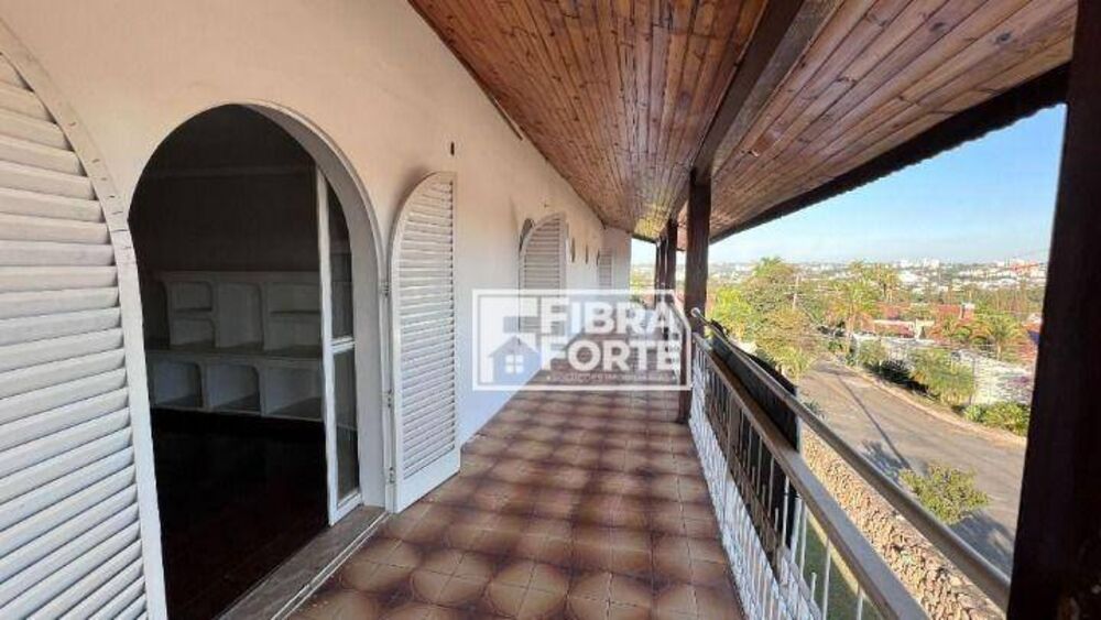 Casa para alugar com 18 quartos, 905m² - Foto 4
