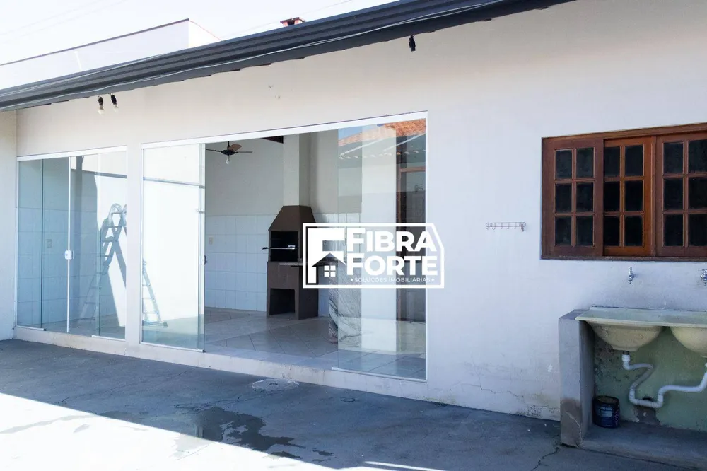 Casa, 3 quartos, 175 m² - Foto 4