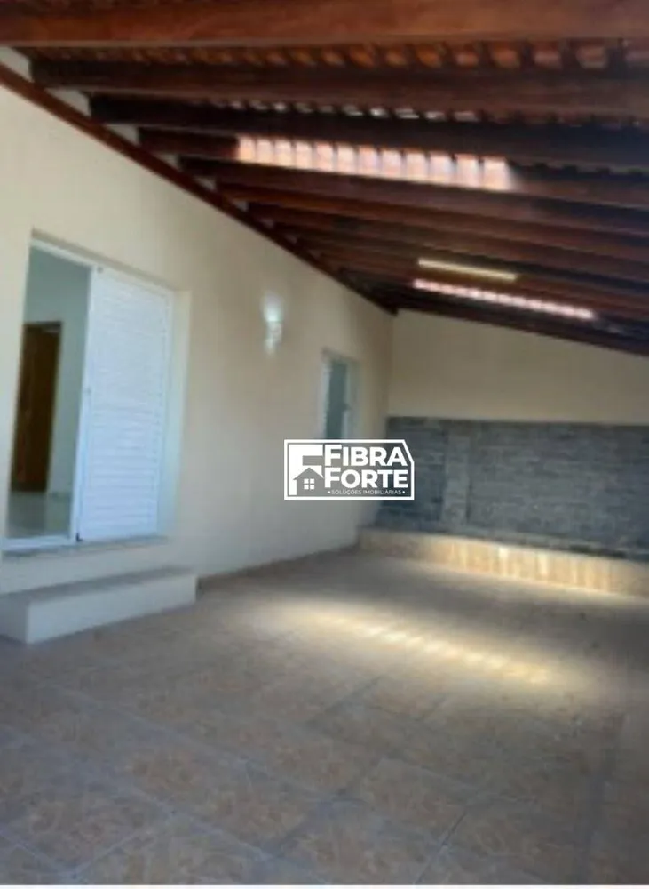 Casa, 3 quartos, 200 m² - Foto 1