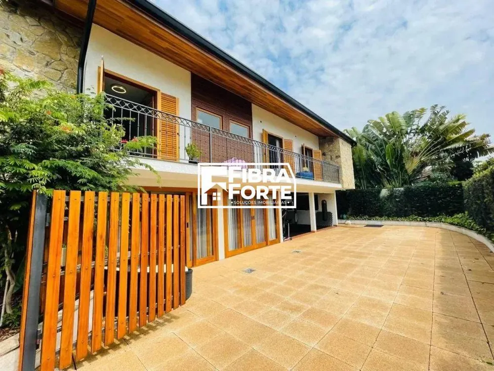 Casa, 3 quartos, 388 m² - Foto 1