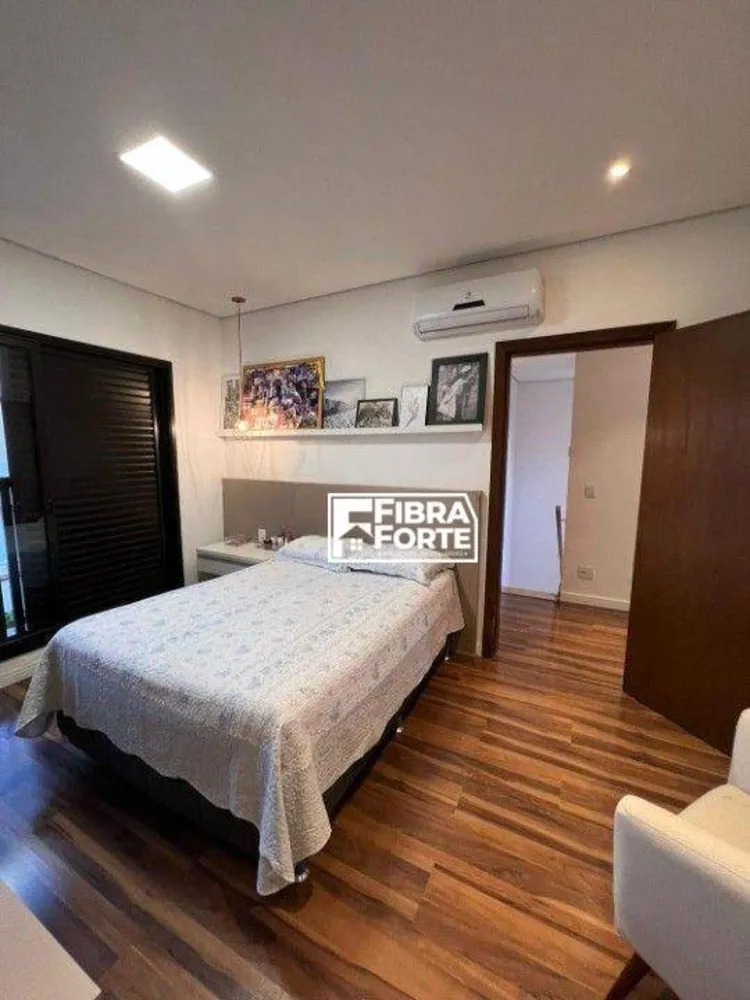 Casa, 3 quartos, 275 m² - Foto 1