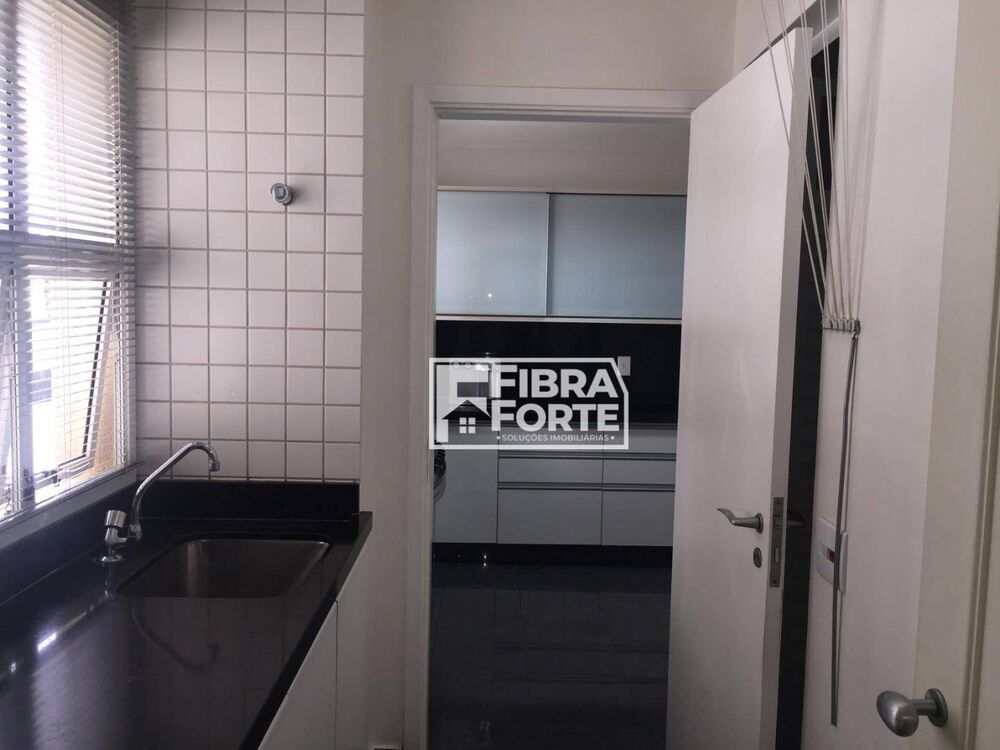 Apartamento, 3 quartos, 134 m² - Foto 3