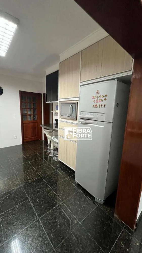 Casa, 3 quartos, 259 m² - Foto 12