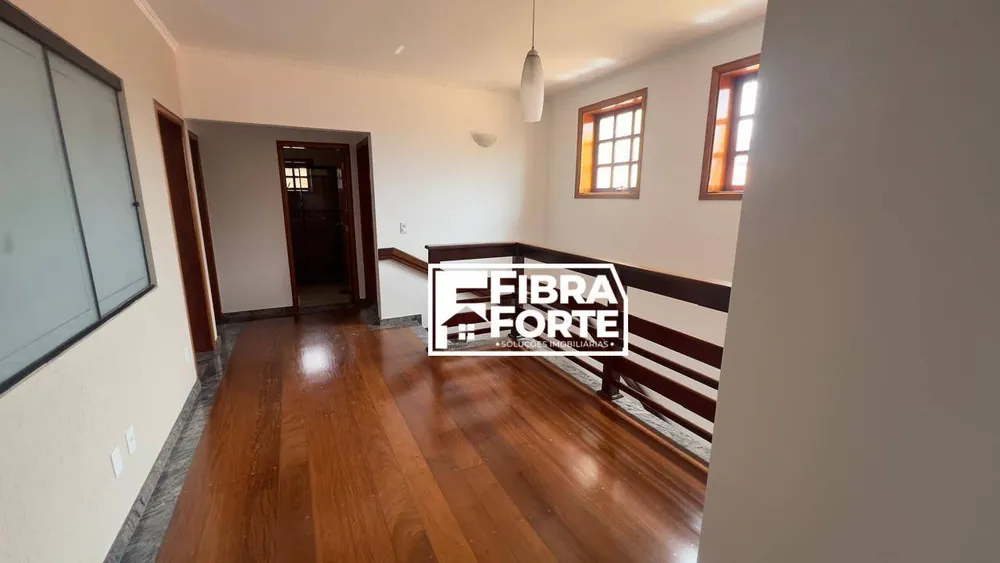 Casa, 3 quartos, 259 m² - Foto 4
