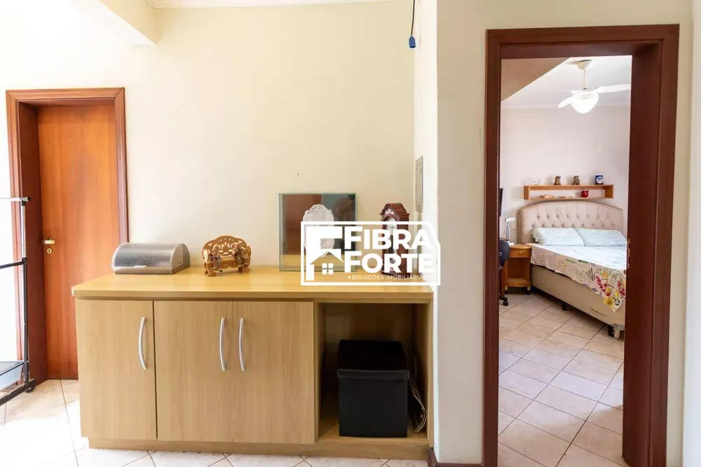 Casa, 4 quartos, 300 m² - Foto 8
