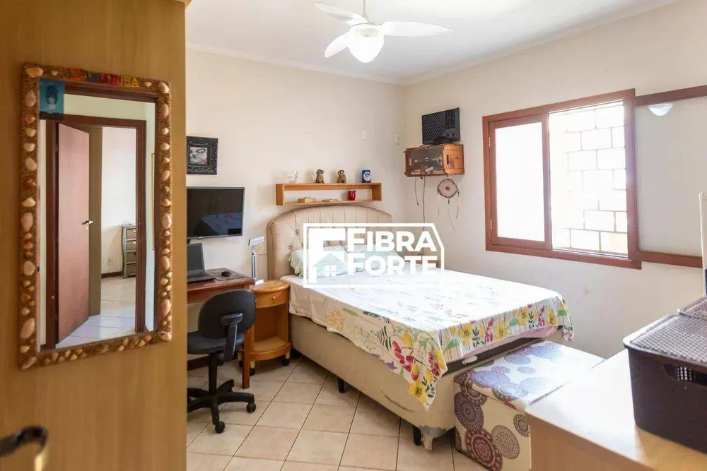 Casa, 4 quartos, 300 m² - Foto 10