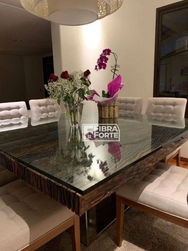 Apartamento, 3 quartos, 217 m² - Foto 2