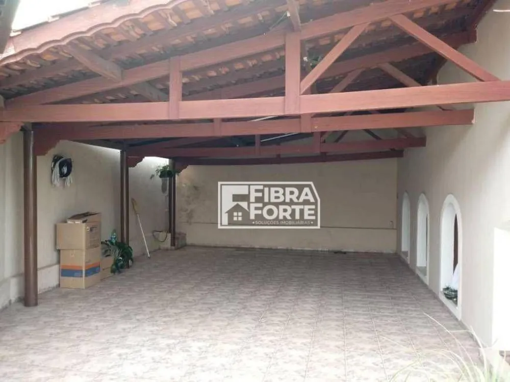 Casa, 3 quartos, 198 m² - Foto 2