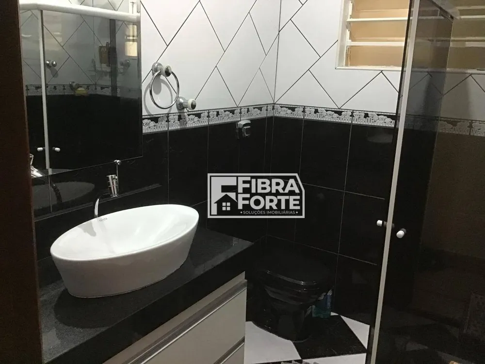 Casa, 3 quartos, 249 m² - Foto 11