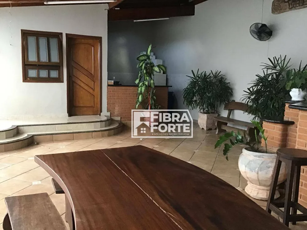 Casa, 3 quartos, 249 m² - Foto 15