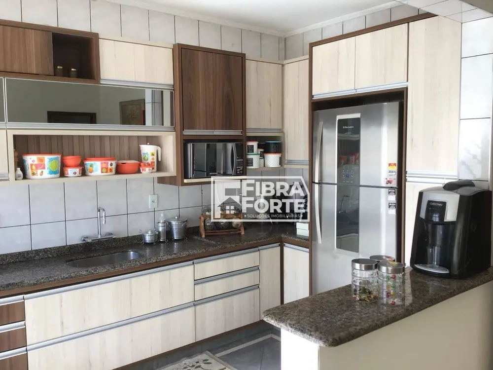 Casa, 3 quartos, 249 m² - Foto 10
