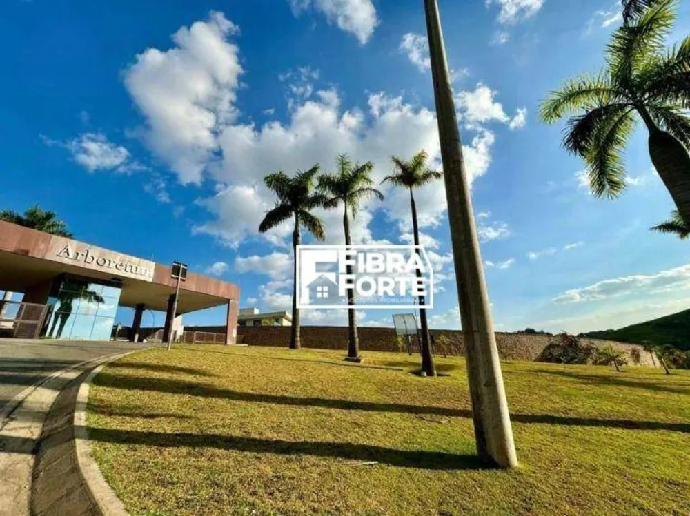 Loteamento e Condomínio, 602 m² - Foto 1