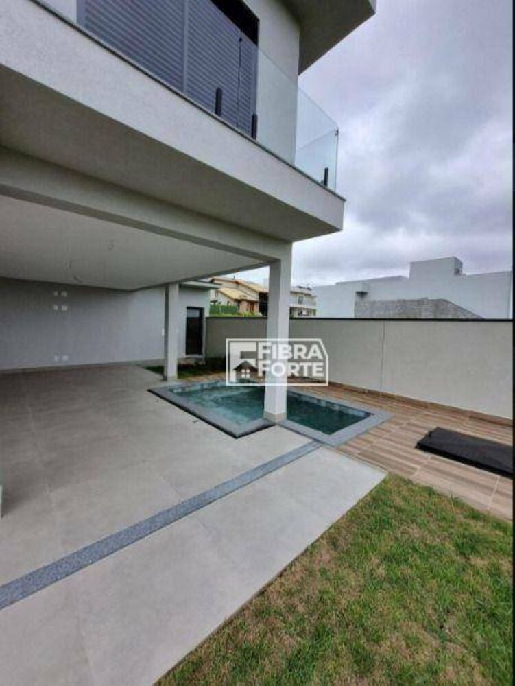 Casa de Condomínio à venda com 3 quartos, 222m² - Foto 2
