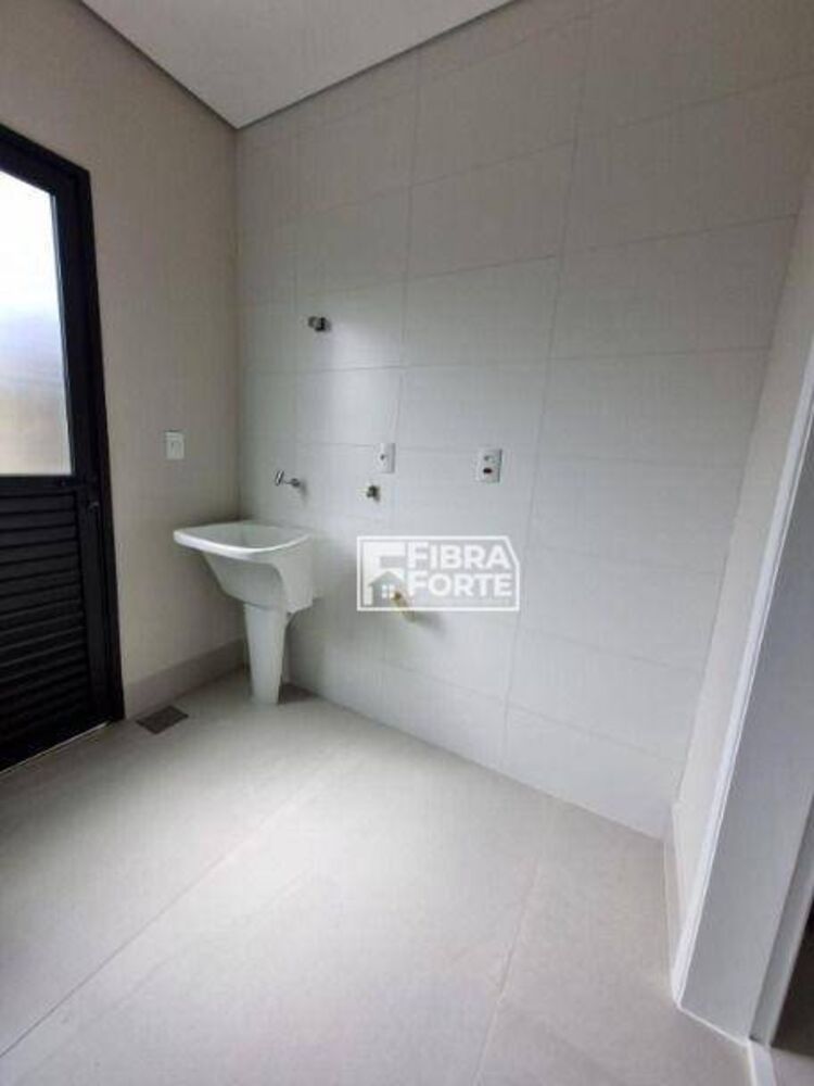 Casa de Condomínio à venda com 3 quartos, 222m² - Foto 3