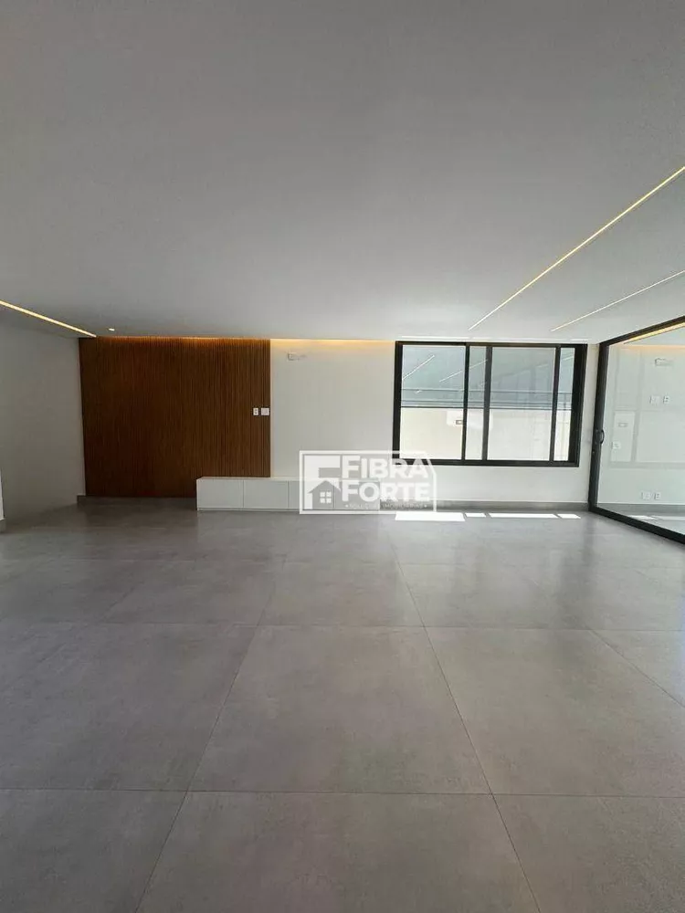 Casa de Condomínio à venda com 5 quartos, 433m² - Foto 3