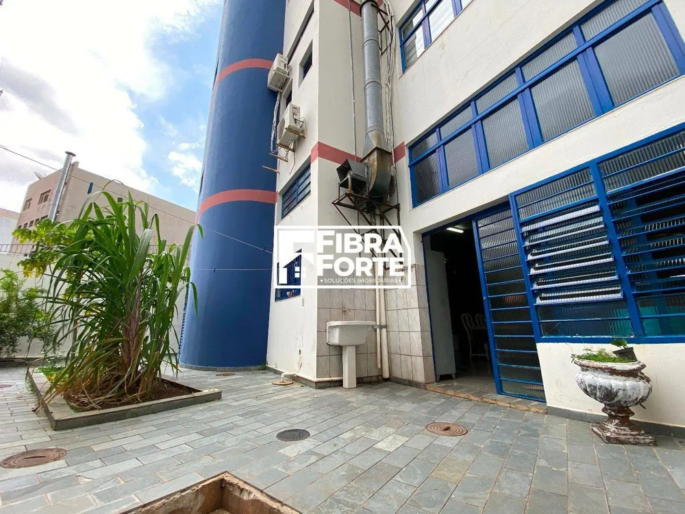 Prédio Inteiro, 740 m² - Foto 2