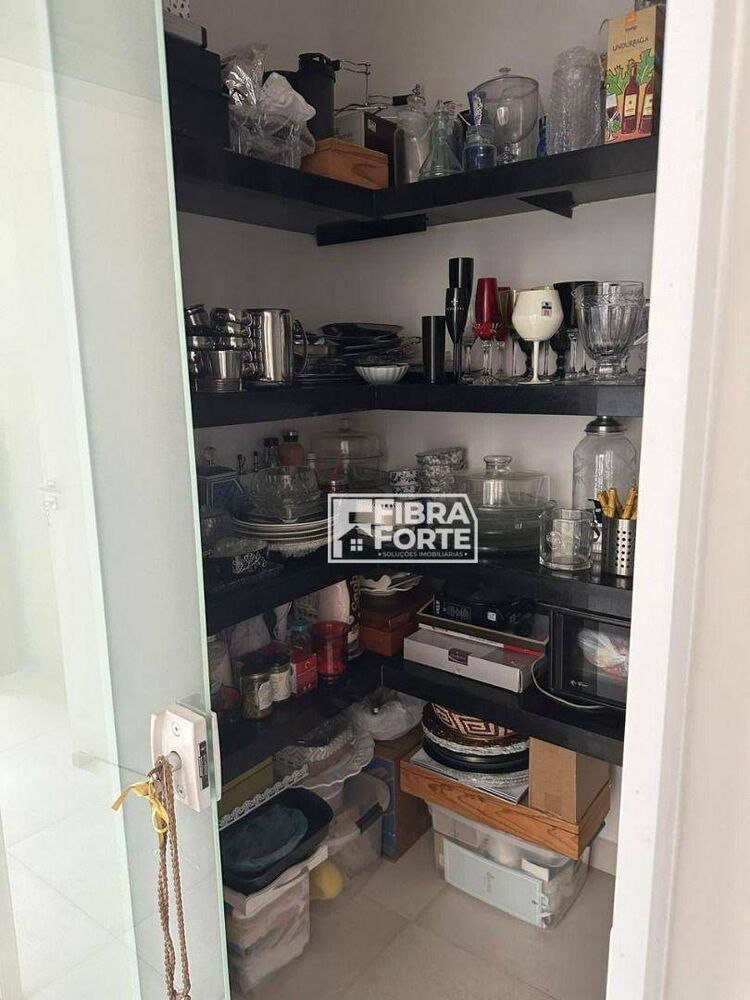 Casa, 5 quartos, 293 m² - Foto 1