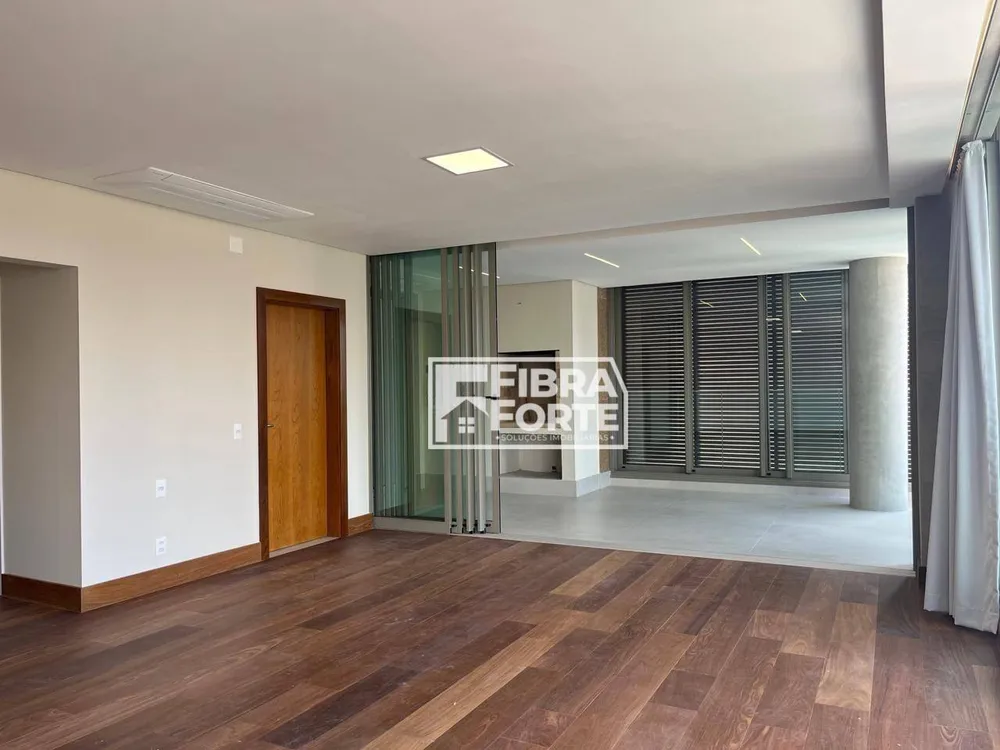 Apartamento, 3 quartos, 257 m² - Foto 2