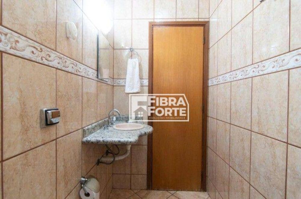 Casa, 3 quartos, 221 m² - Foto 6