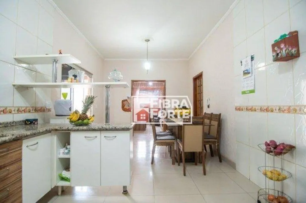 Casa, 3 quartos, 221 m² - Foto 5