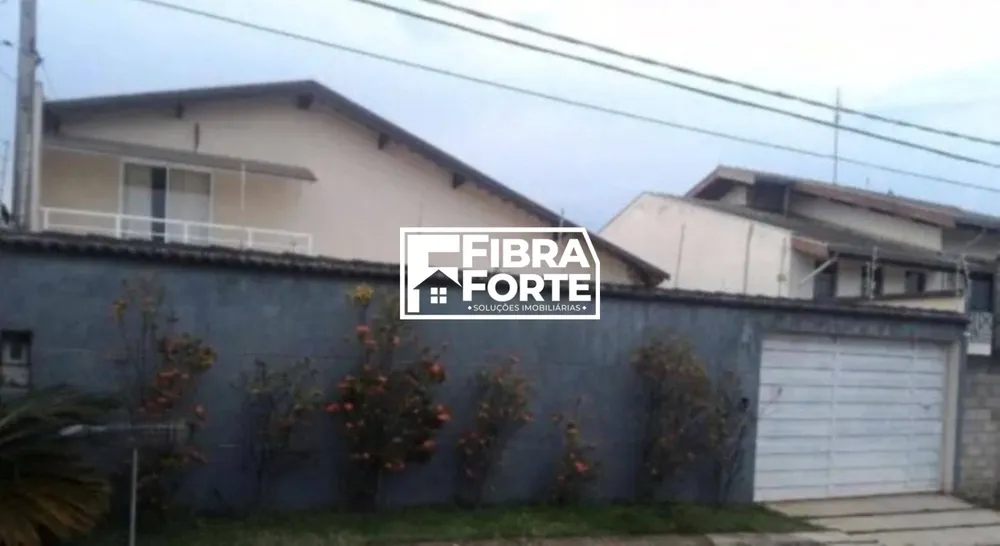 Casa, 3 quartos, 210 m² - Foto 2