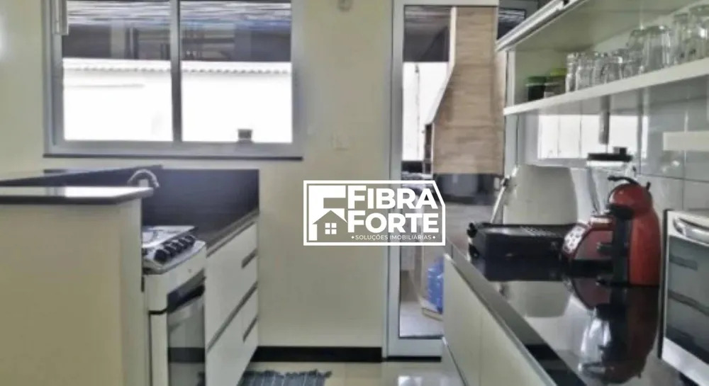 Casa, 3 quartos, 210 m² - Foto 4