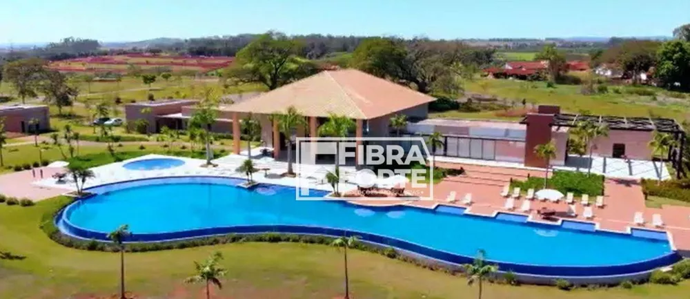 Loteamento e Condomínio, 903 m² - Foto 1