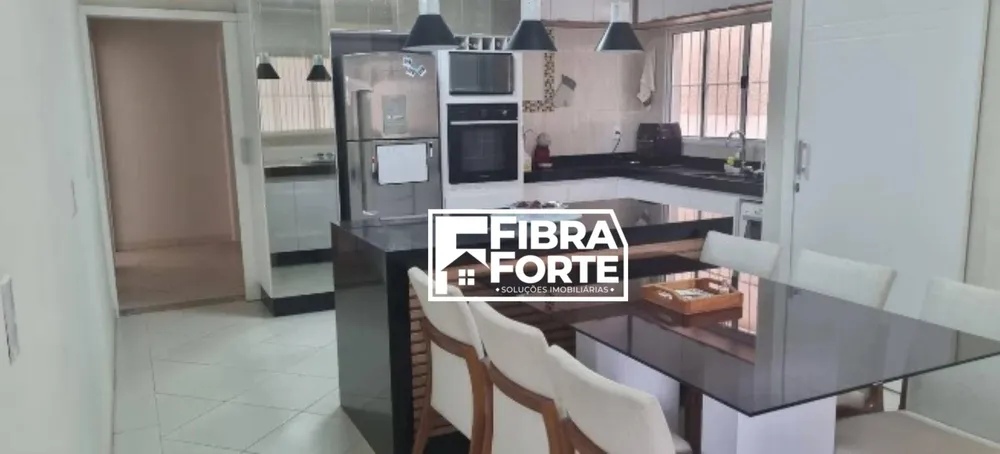 Casa, 3 quartos, 160 m² - Foto 1