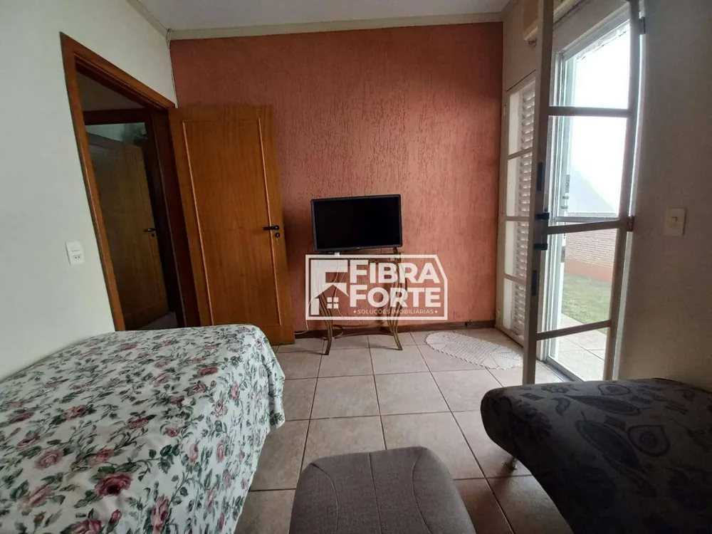Casa, 4 quartos, 215 m² - Foto 10