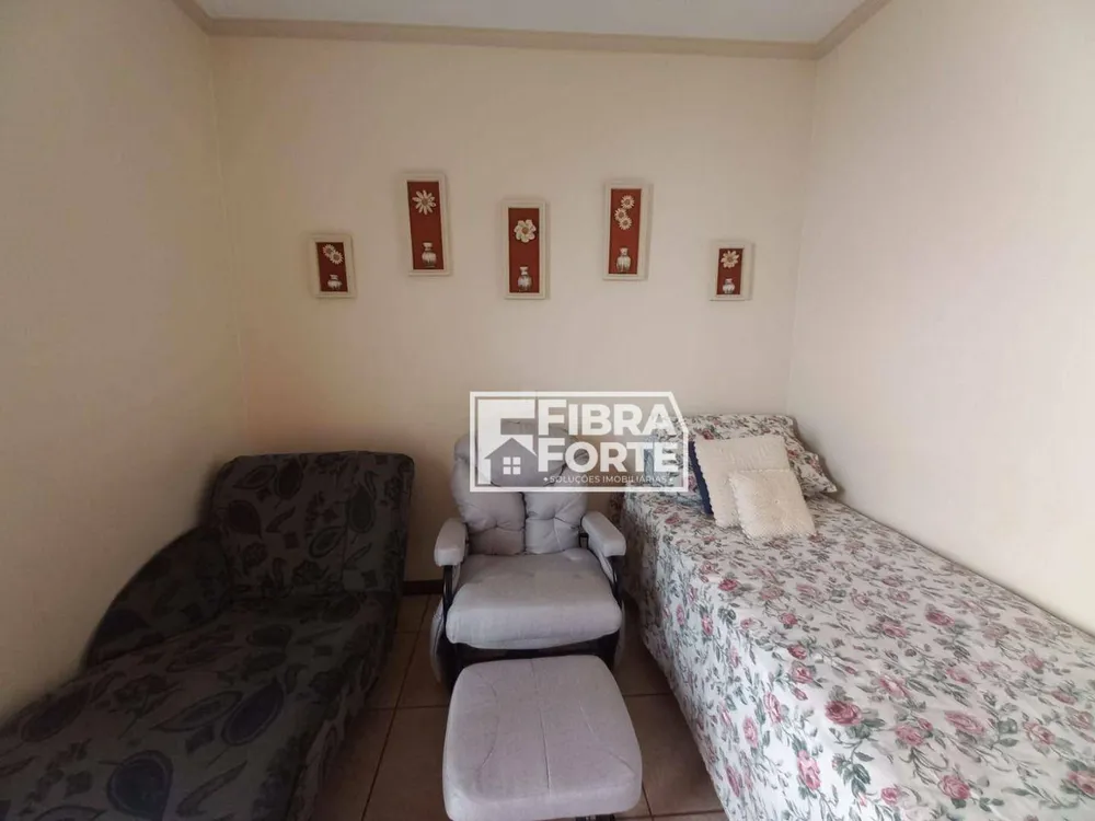Casa, 4 quartos, 215 m² - Foto 11