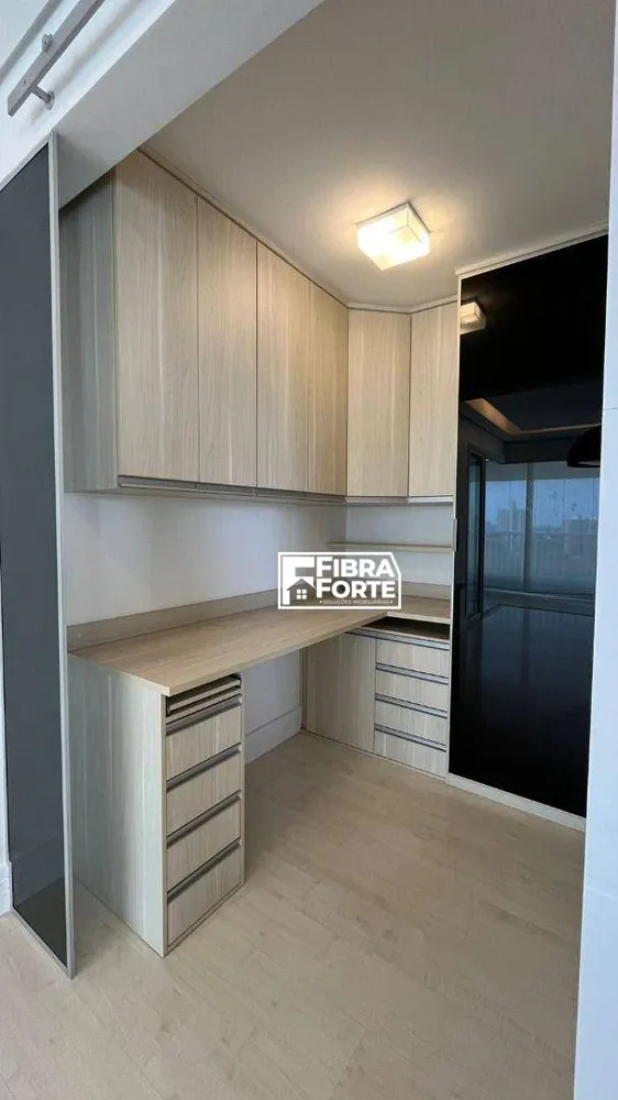 Apartamento, 3 quartos, 159 m² - Foto 2