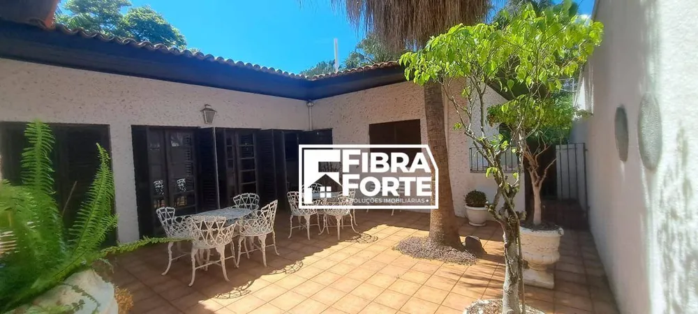 Casa, 4 quartos, 375 m² - Foto 1