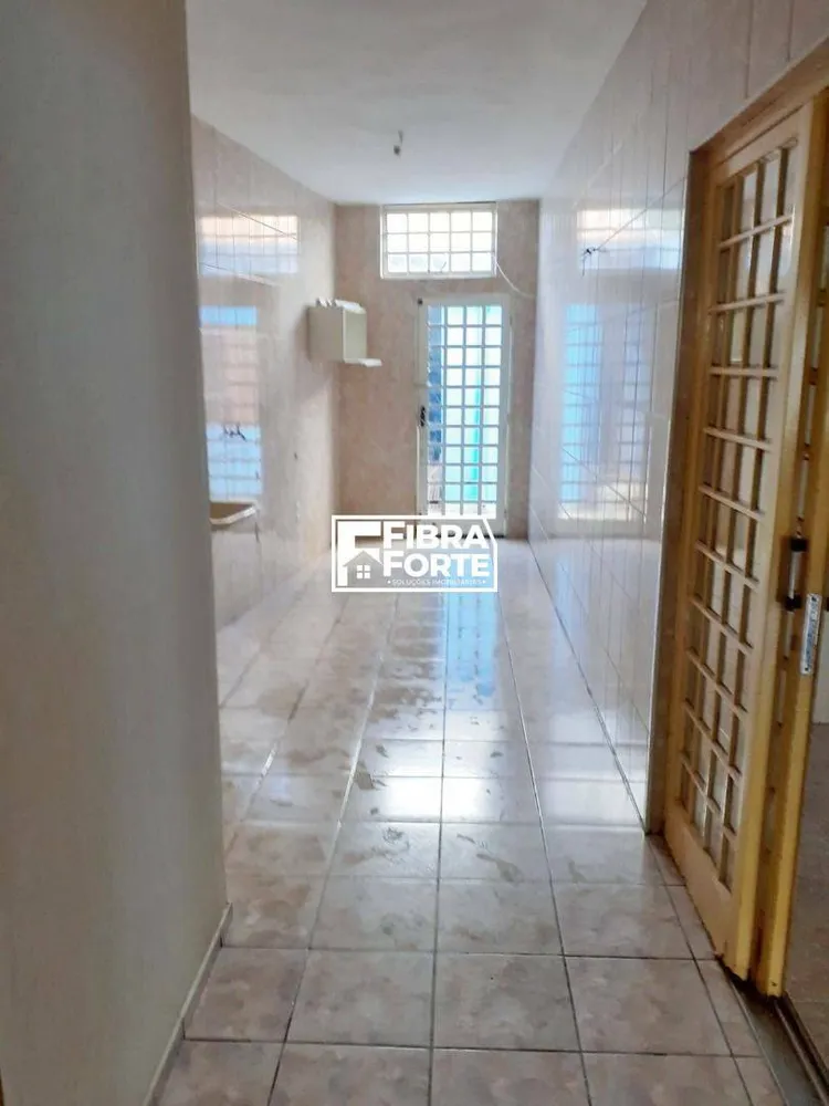 Casa, 3 quartos, 230 m² - Foto 1