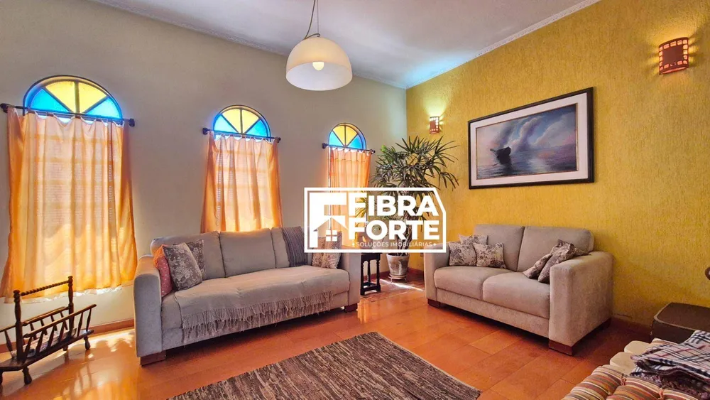 Casa, 4 quartos, 191 m² - Foto 1