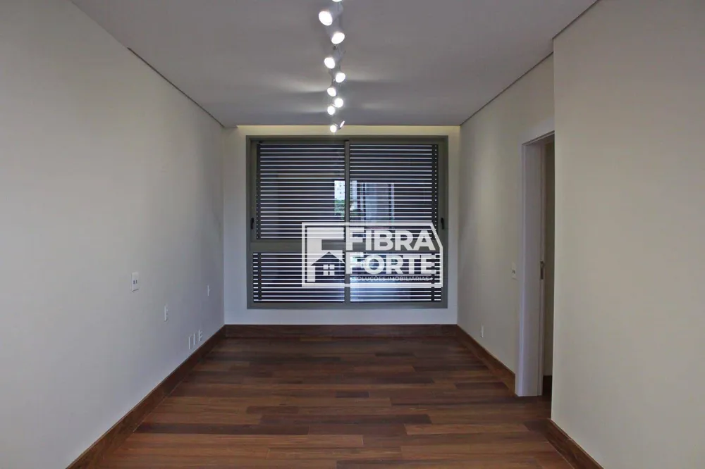 Apartamento, 3 quartos, 257 m² - Foto 10