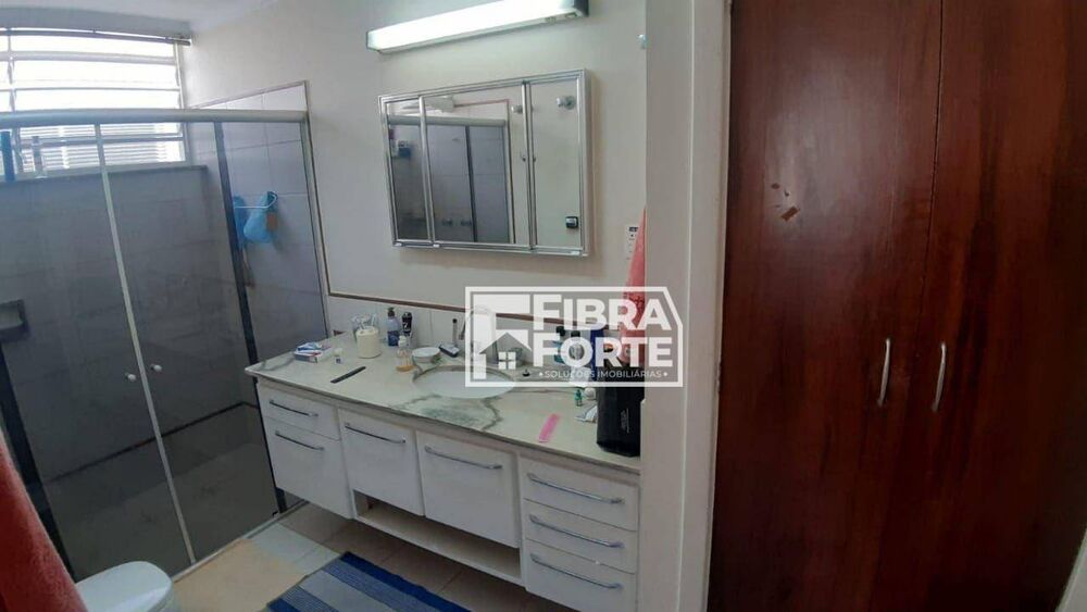 Casa à venda com 4 quartos, 373m² - Foto 6