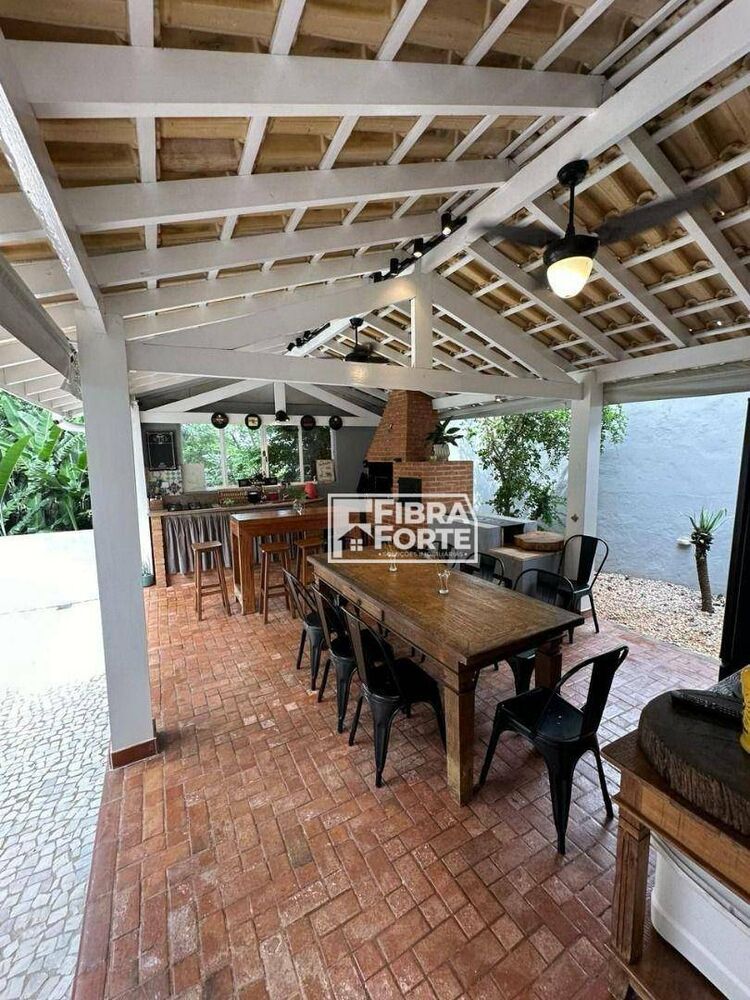Casa de Condomínio à venda com 3 quartos, 280m² - Foto 8