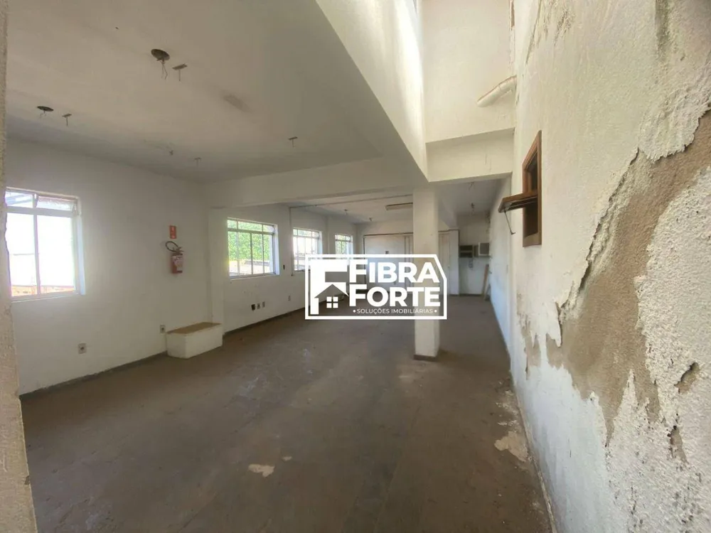 Prédio Inteiro, 1300 m² - Foto 1