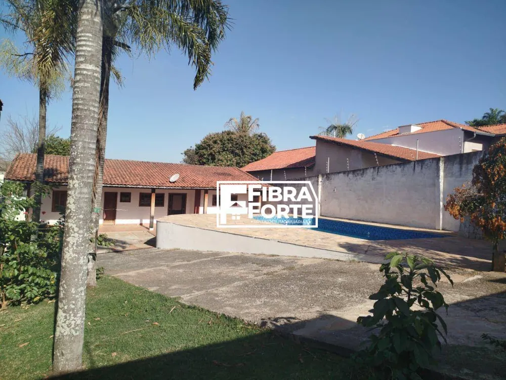 Chácara, 3 quartos, 734 m² - Foto 2