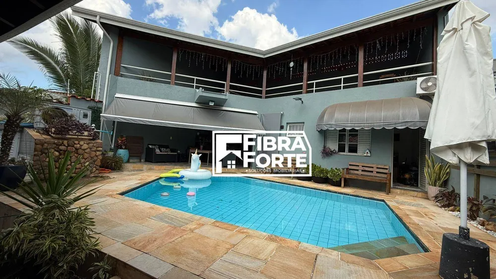 Casa, 3 quartos, 332 m² - Foto 1