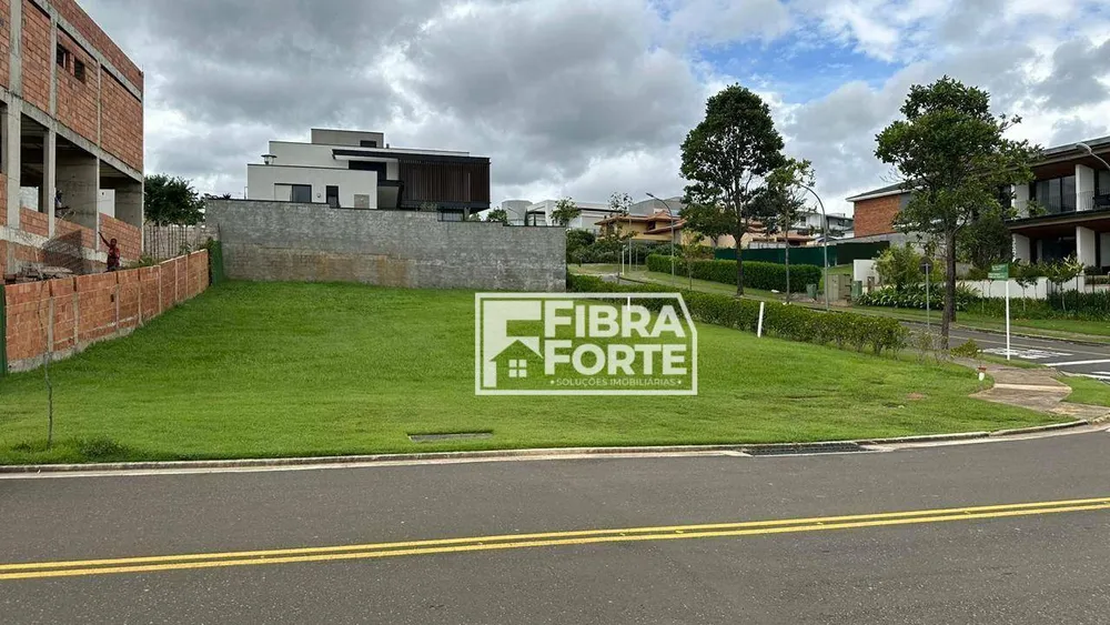 Loteamento e Condomínio, 591 m² - Foto 1