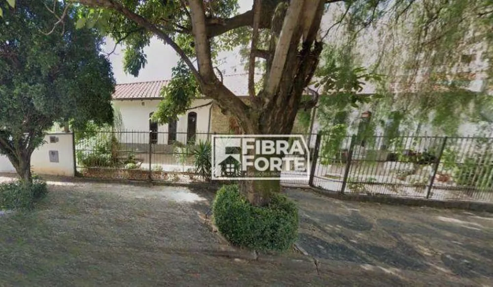 Casa, 3 quartos, 326 m² - Foto 1
