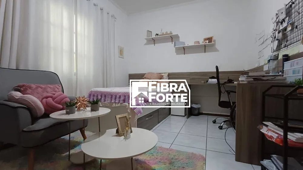 Casa, 3 quartos, 244 m² - Foto 9