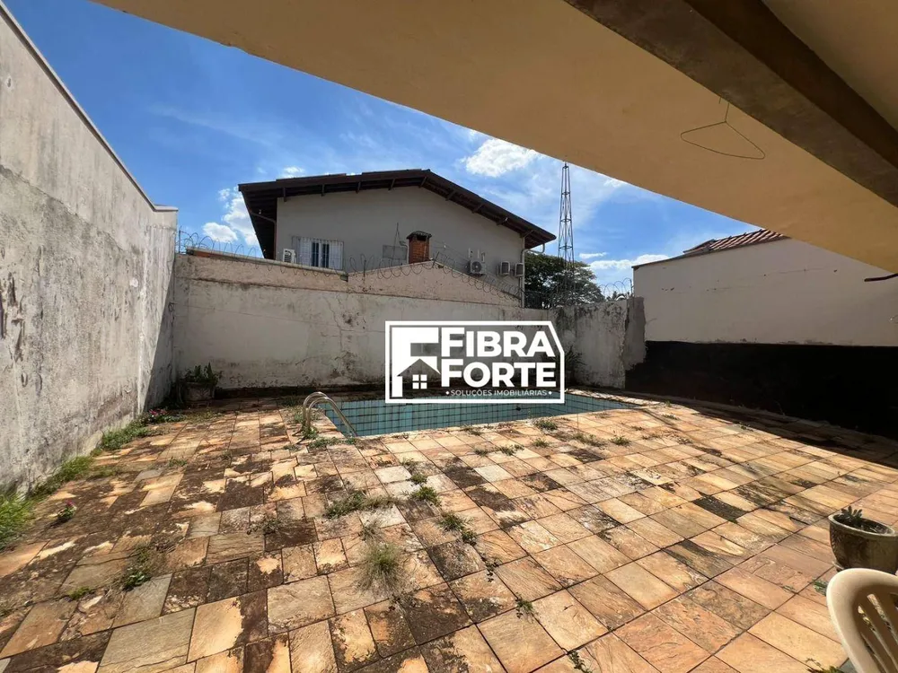 Casa, 4 quartos, 253 m² - Foto 1