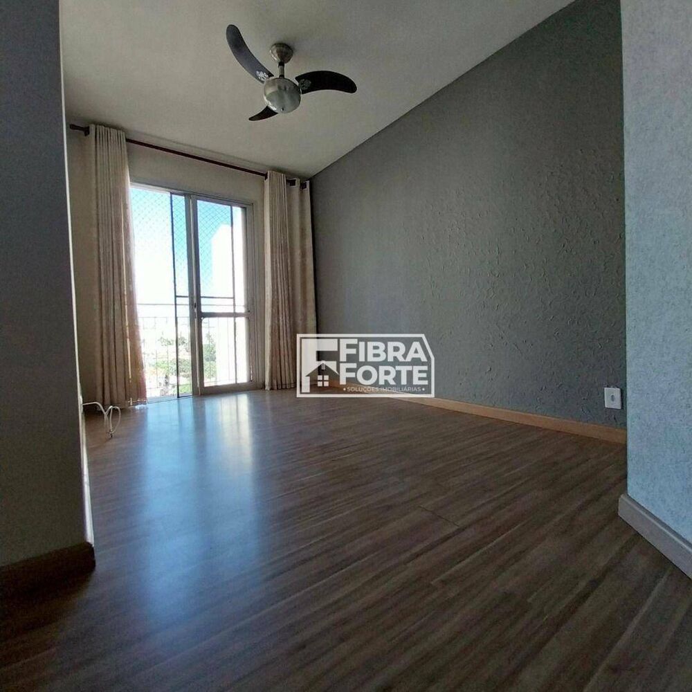 Apartamento à venda com 3 quartos, 65m² - Foto 1