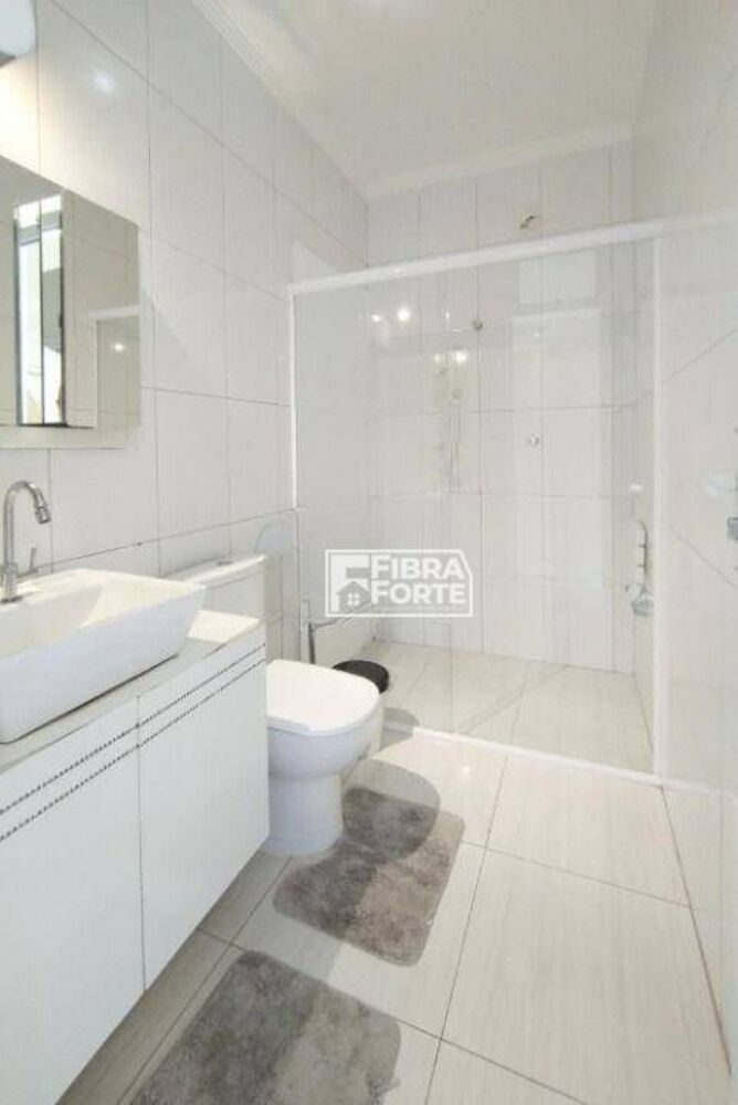 Casa à venda com 3 quartos, 200m² - Foto 3