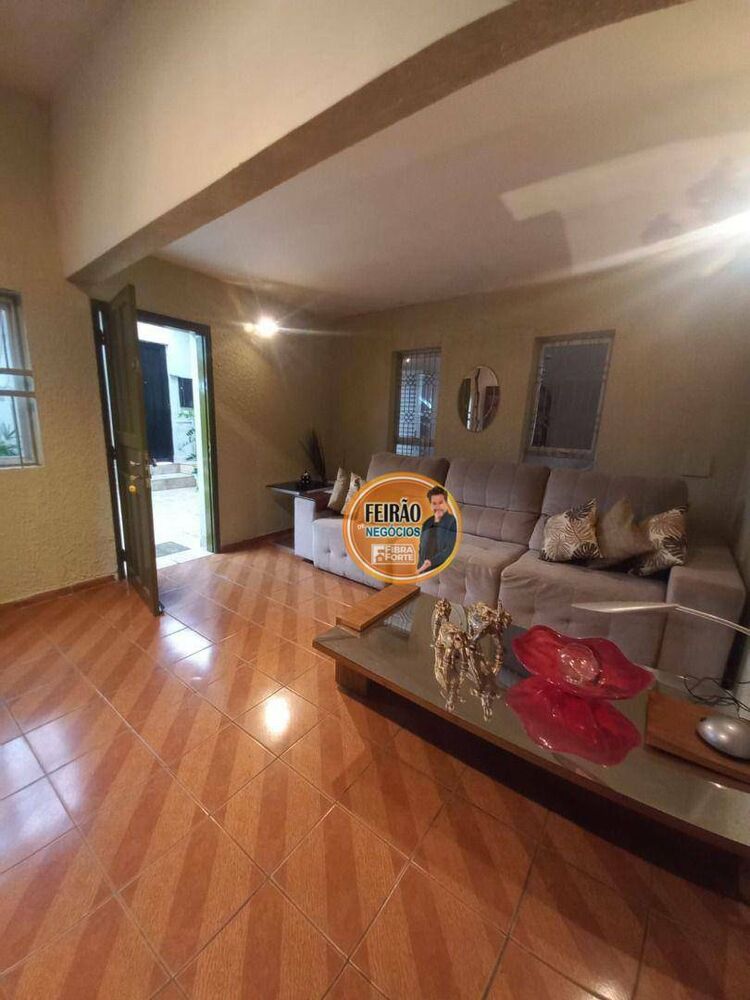 Casa, 3 quartos, 184 m² - Foto 1